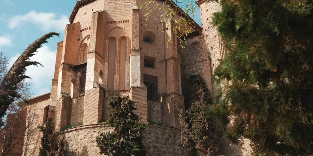 Guided Full-Day Tuor to the Toledo and Winery with Wine Tasting Guided Full-Day Tuor to the Toledo and Winery with Wine Tasting