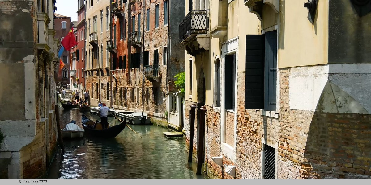 Guided Tour of the Hidden Gems of Venice and Rialto Market Visit