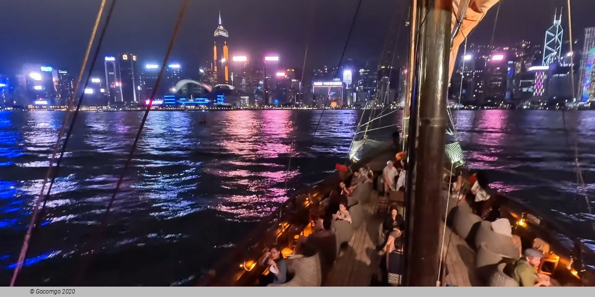 Show "Symphony of Lights" at Victoria Harbour Cruise with Complimentary Drink