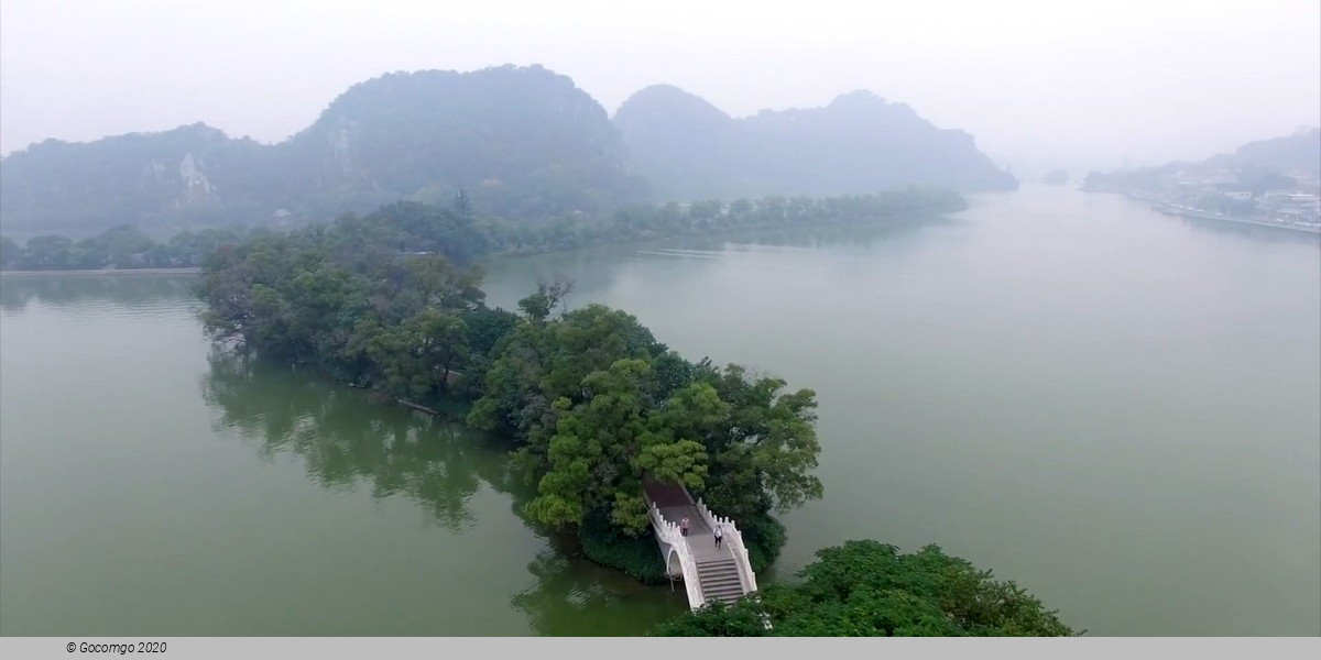 Seven Star Crags Karst Cave, Mirror Lake and Bird Islands Private Tour