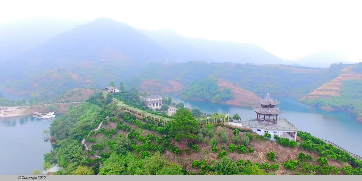 Qiandao Lake Private Day Tour from Hangzhou by Bullet Train with Optional Lunch