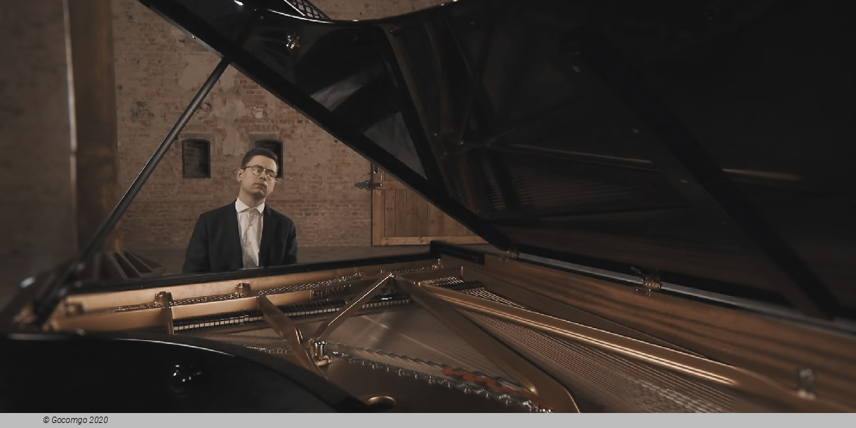 Víkingur Ólafsson, Piano, photo 1