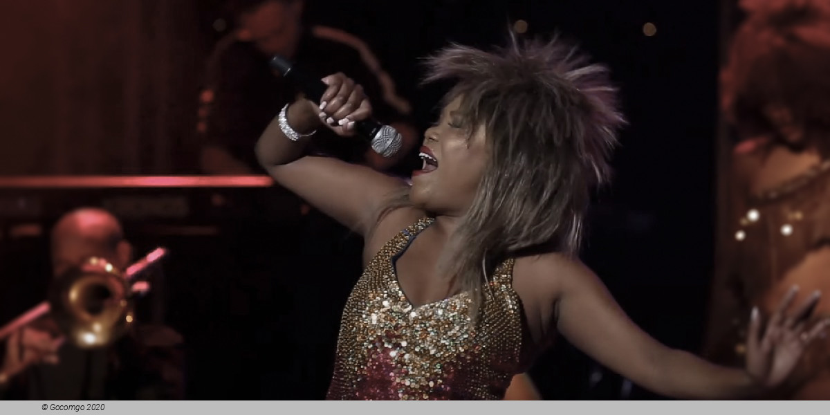 Scene 4 from the show "Simply The Best", photo 4