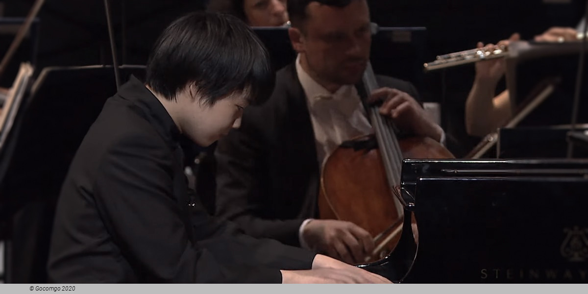 Mao Fujita (piano) and Valery Gergiev, photo 1